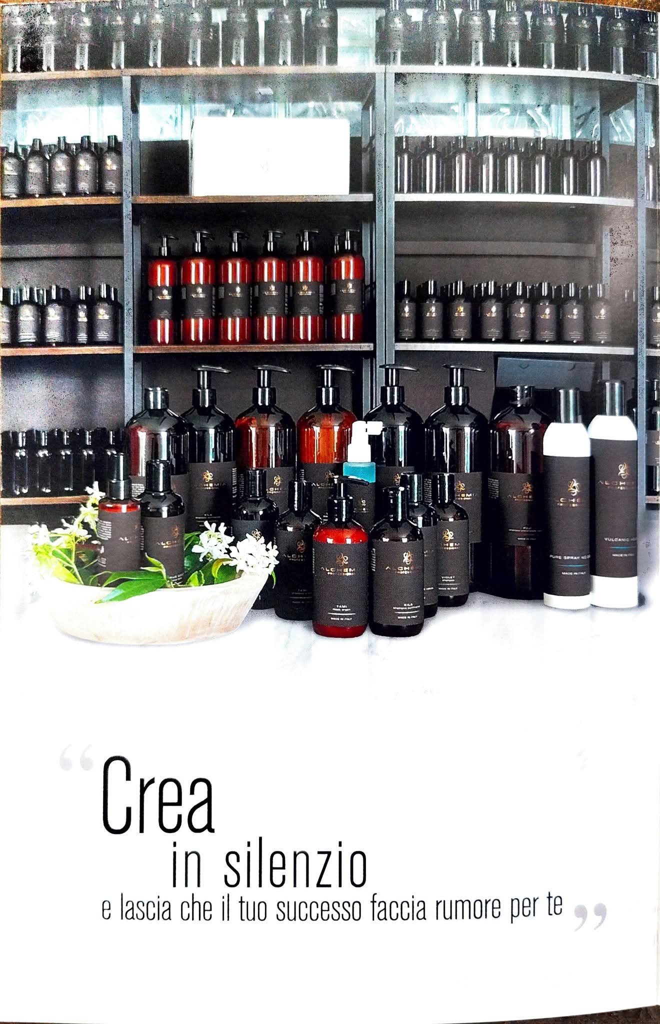 Linea completa prodotti professionali per capelli, flaconi da 250 ml e 1000 ml con o senza pompetta